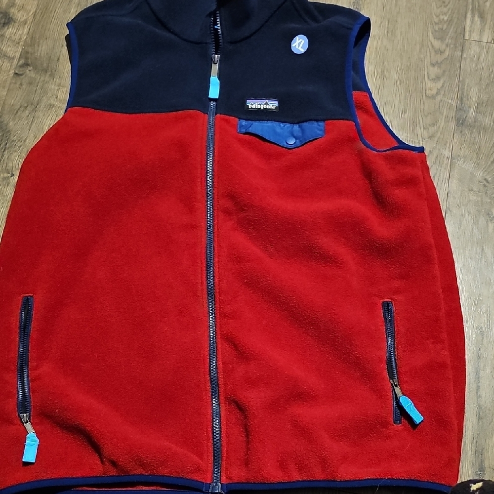 Patagonia Red Fleece Vest Navy Yoke Trim Accents Size Xlarge Synchilla Men